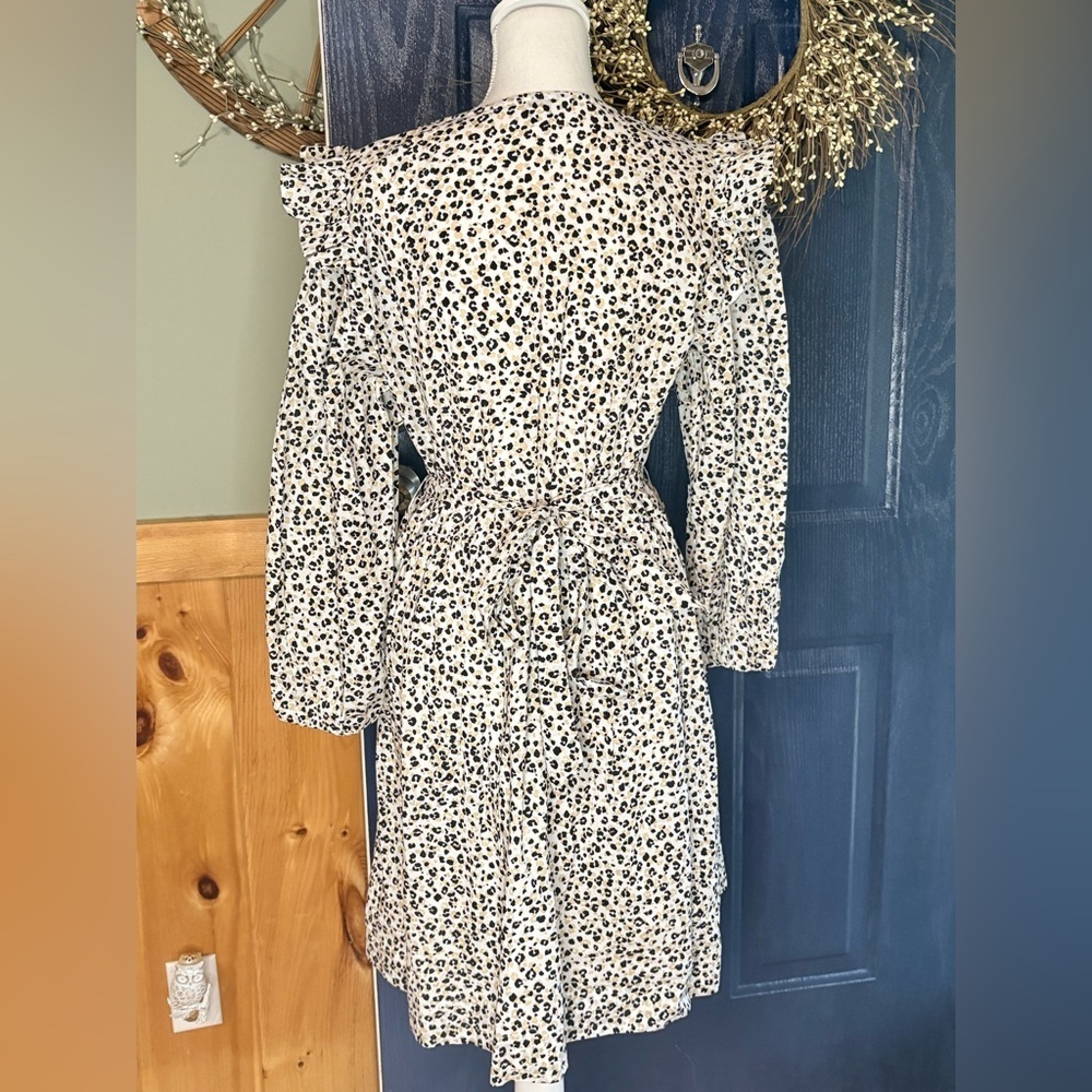 J. Crew Lep Long Sleeve Dress w/ Decorative Sleeves, Pockets, Side zipper & Belt - Picture 11 of 16